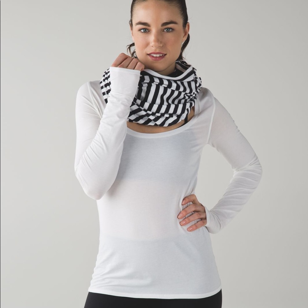 Lululemon Vinyasa Infinity Scarf
